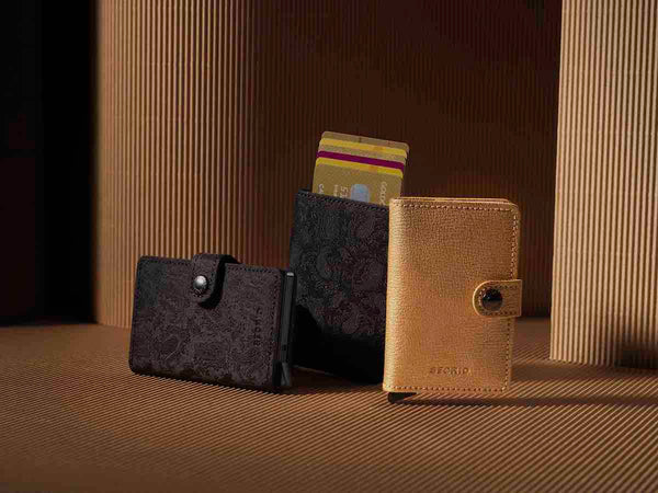 Timeless Leather Christmas Gifts To Give To Your Family and Friends