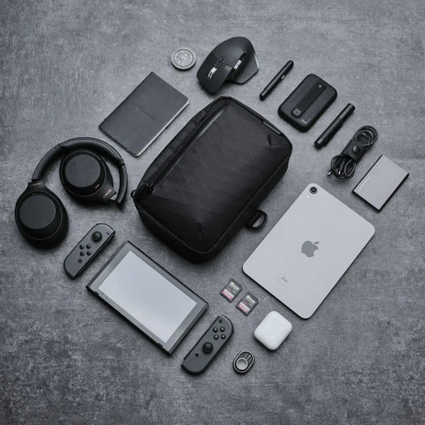 The Perfect Pair: Why a Great Tech Organizer Completes Your Laptop Setup