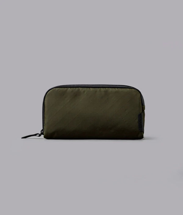 Alpaka Flight Pouch