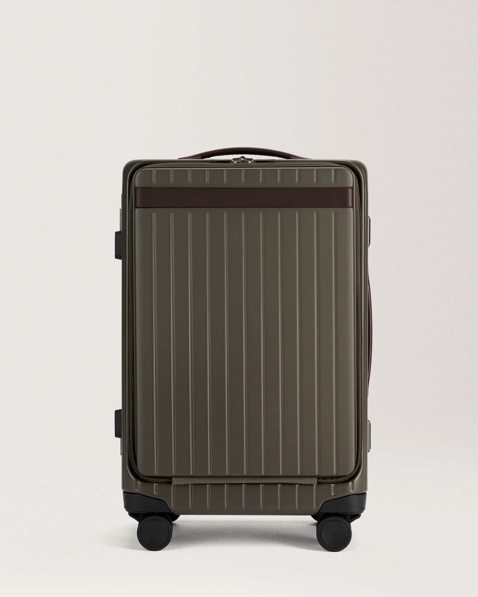 Carl Friedrik - The Carry-On X Luggage