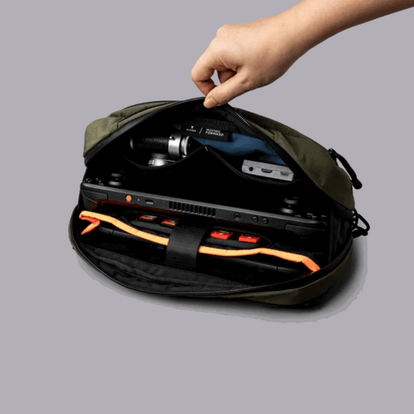 Alpaka Eclipse Gaming Sling