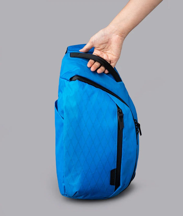 Alpaka Metro Crossbody – Left Shoulder
