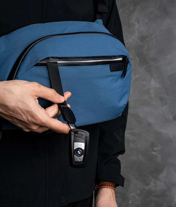 Alpaka Metro Crossbody – Left Shoulder