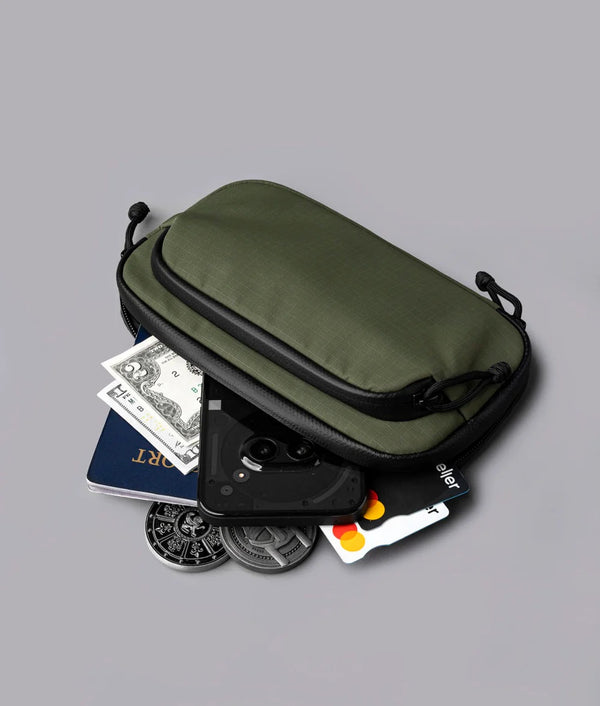Alpaka Bravo Passport Pouch