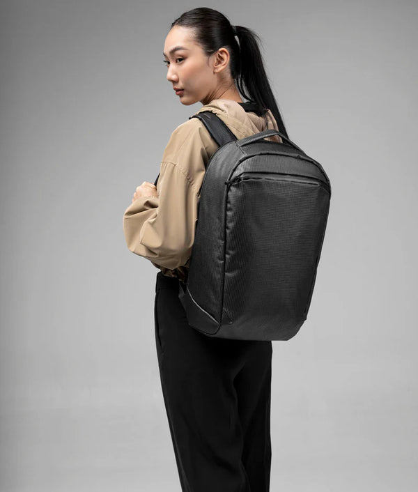 Alpaka Momentum Backpack