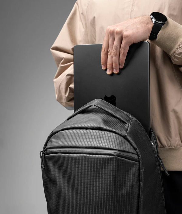 Alpaka Momentum Backpack