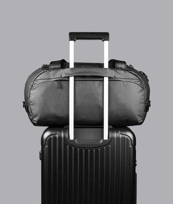 Alpaka Momentum Duffel