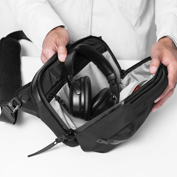 Black Ember Grip Sling 6L