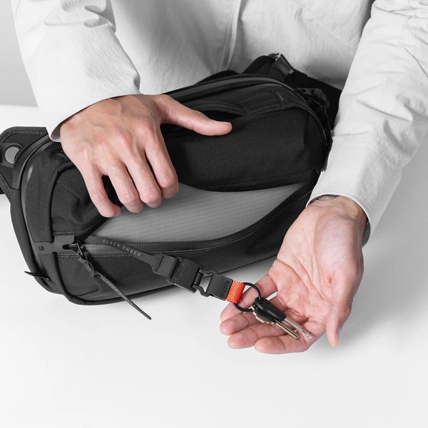 Black Ember Grip Sling 6L
