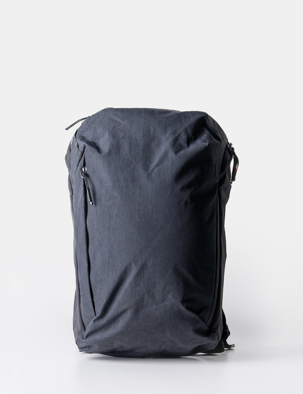 Matador® x Carryology® Redeye 24 - Black Edition