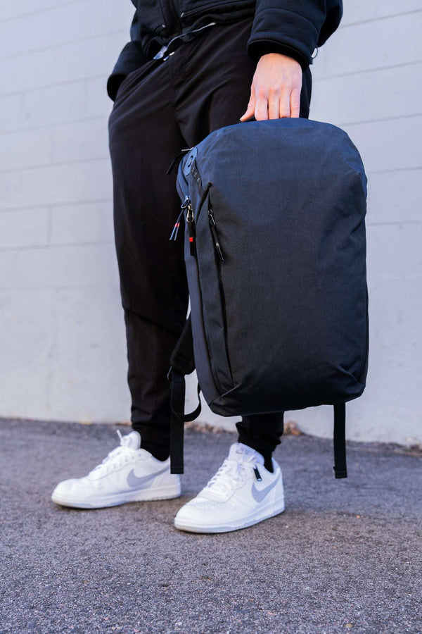 Matador® x Carryology® Redeye 24 - Black Edition