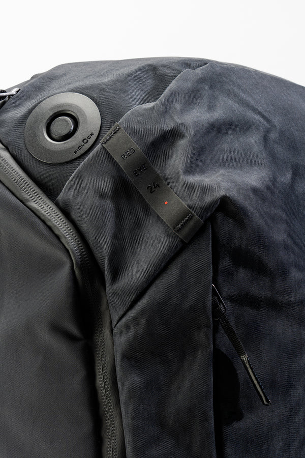 Matador® x Carryology® Redeye 24 - Black Edition