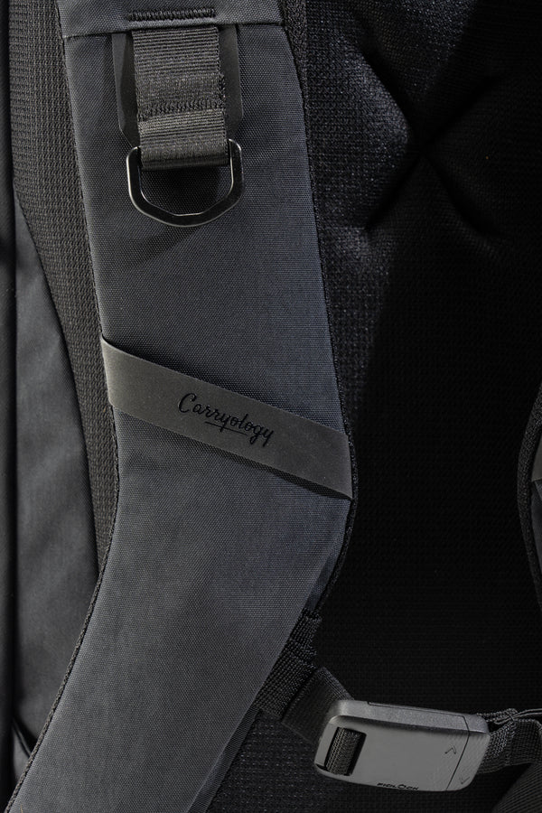 Matador® x Carryology® Redeye 24 - Black Edition