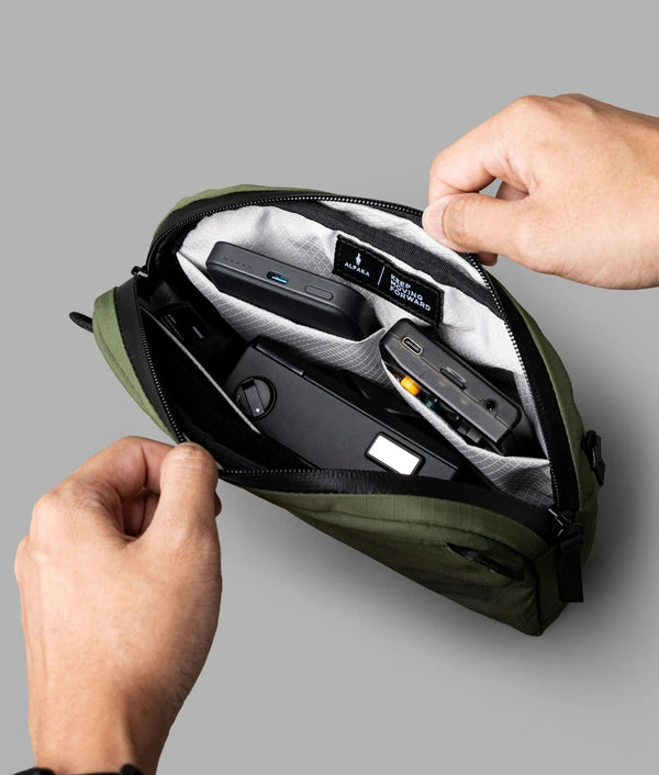 Alpaka Sling Bags Alpaka Flight Sling 1L