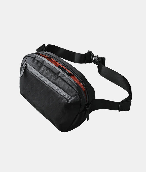 Alpaka Sling Bags Black X-Pac VX21 Alpaka Go Sling Mini V2