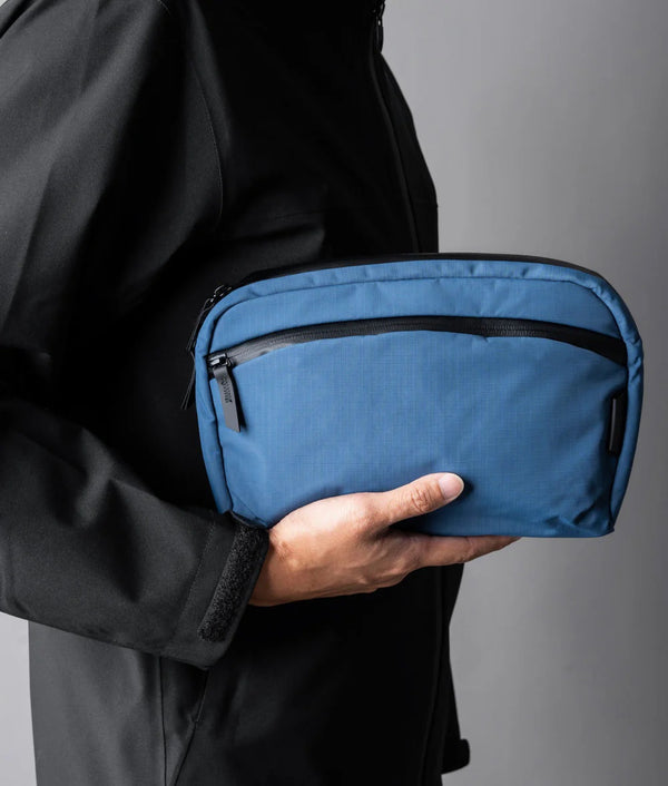 Alpaka Sling - Crossbody Bags Alpaka Flight Sling