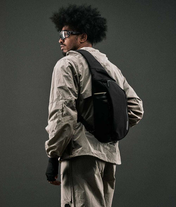 Alpaka Sling - Crossbody Bags Alpaka Metro Crossbody – Left Shoulder