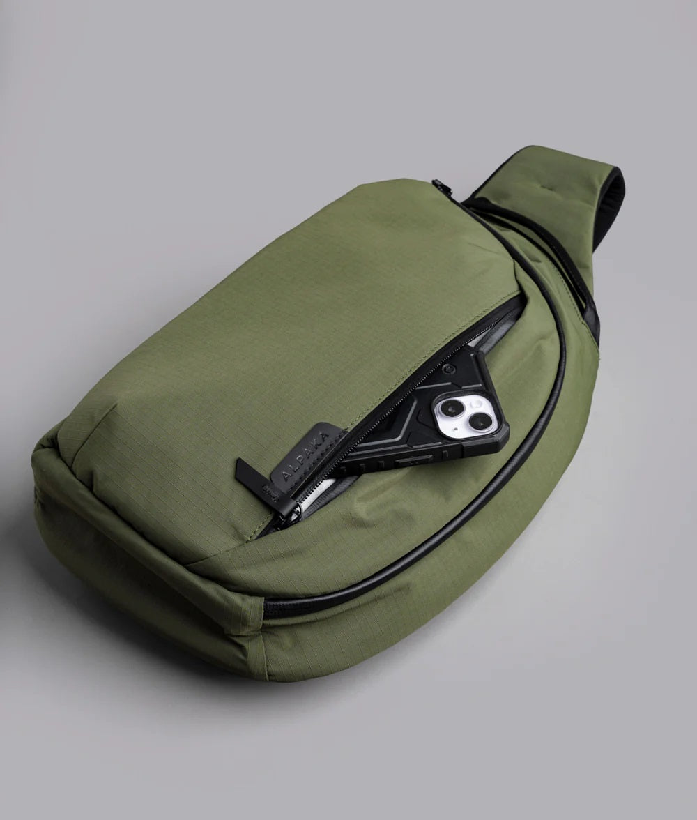 ALPAKA アルパカ METRO CROSSBODY alpaka-sling-crossbody-bags-