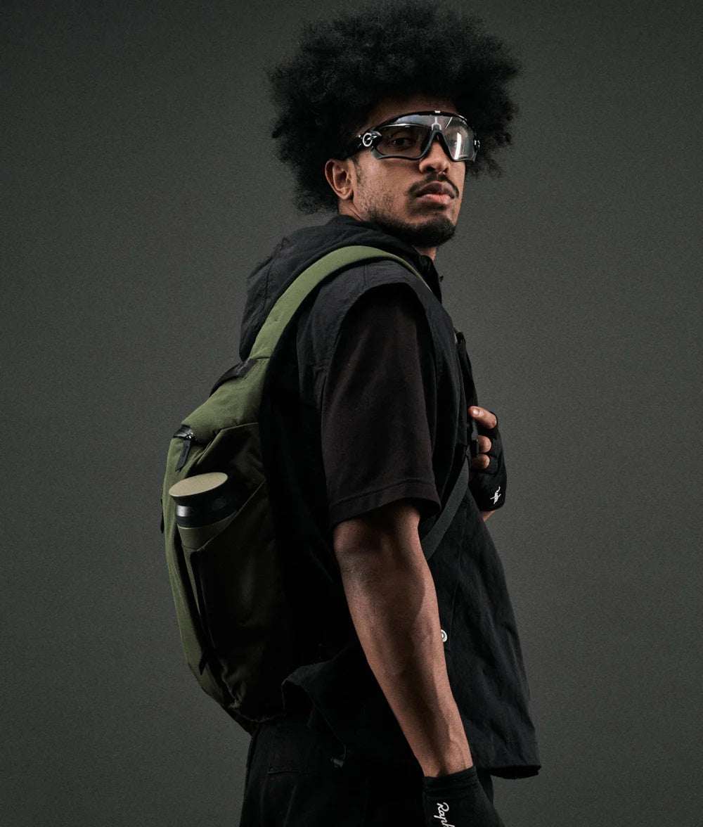 Alpaka Metro Crossbody Right Shoulder - Anti-Theft Urban Sling Bag