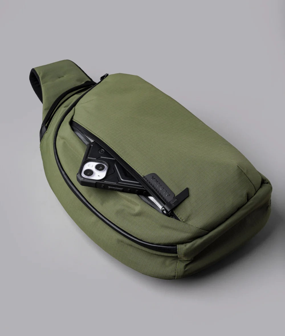 alpaka-sling-crossbody-bags-