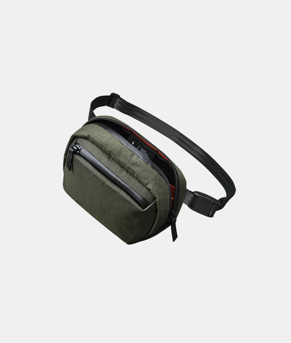 バッグ ALPAKA GO SLING NANO Black | X-Pac VX21 Go Sling Nano