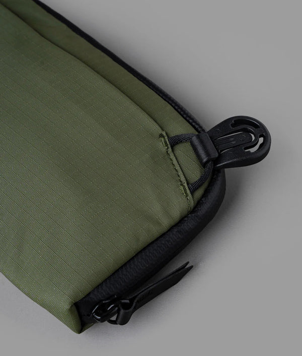 Alpaka Sling-Hand bag Alpaka Flight Pouch