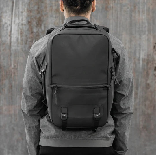 Black Ember Backpacks Black Ember : The Citadel Minimal Backpack 25L