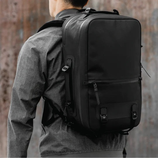 Black Ember Backpacks Black Ember : The Citadel Minimal Backpack 25L