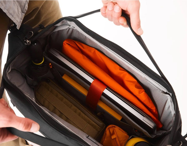 Evergoods Briefcase Black Evergoods Transit Briefcase 20L