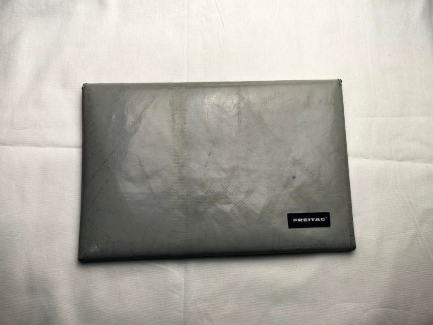 フライターグ　SLEEVE for 11 Ultrabooks Freitag F401 Laptop Sleeves for 11