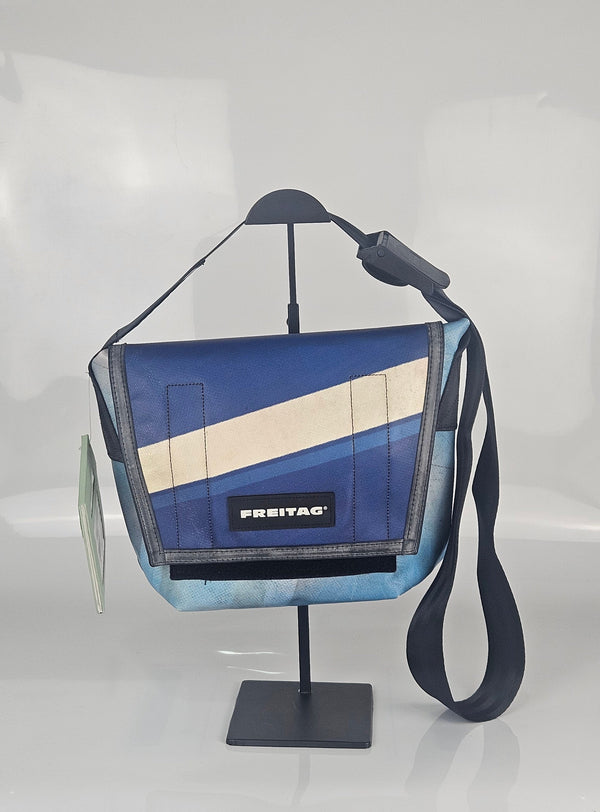 Freitag Messenger Bags Design 1 Freitag LASSIE  F11