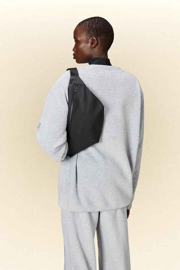 Bum bag rains top