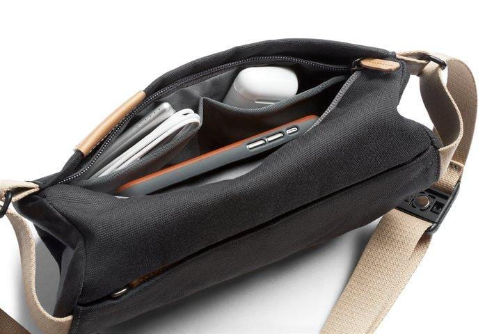 Compact and effortless, @bellroy Lite Sling Mini in Arcade Grey is designed for your limitless explorations . Get them online and offline now Compact and effortless, @bellroy Lite Sling Mini in Arcade Grey is designed for your limitless explorations . Get them online and offline now