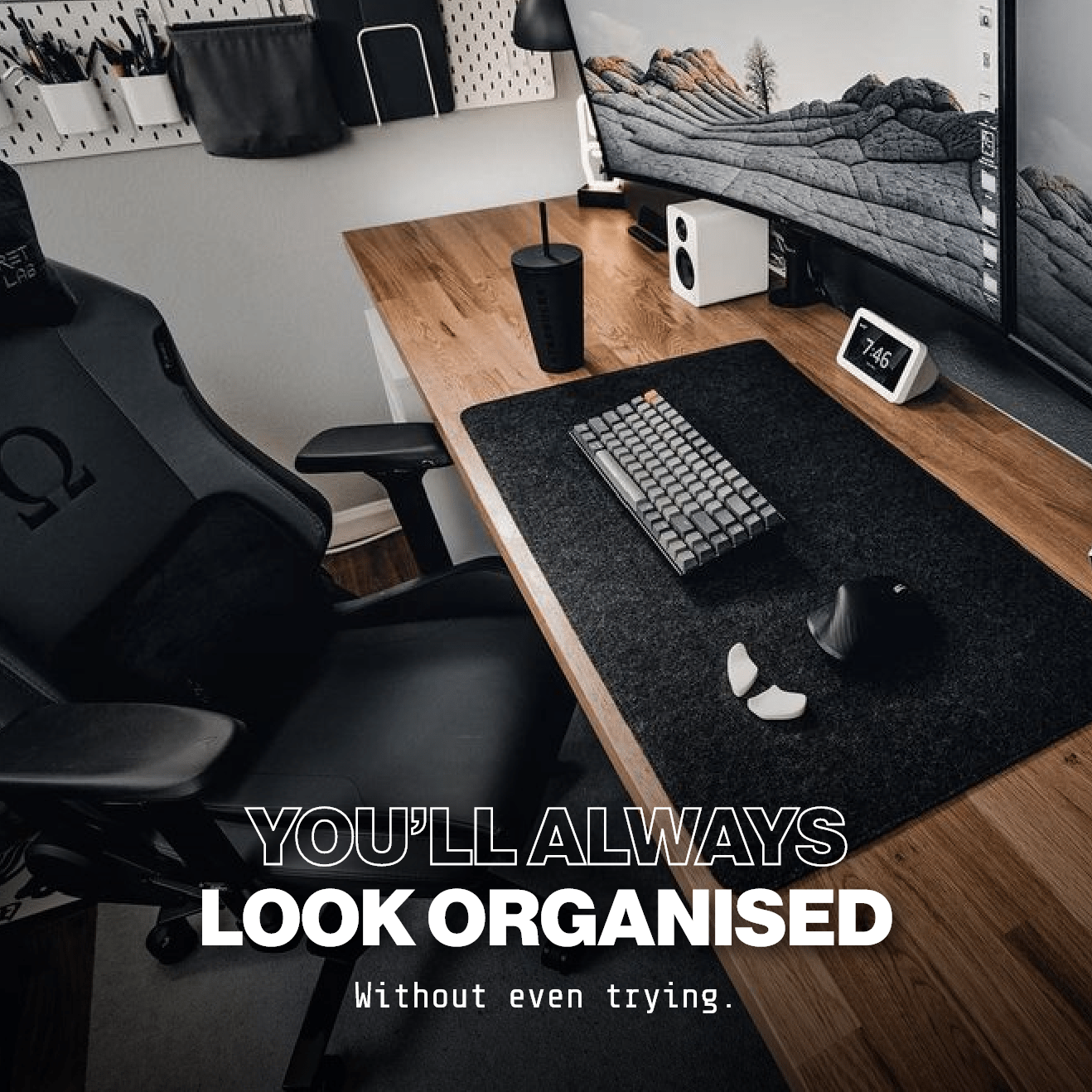 Deltahub Minimalist Desk Pad